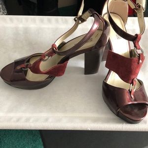 👠 Kenneth Cole two toned heel